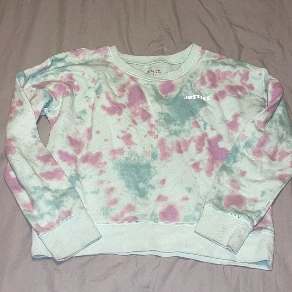 Good used condition girls size 12/14 justice sweatshirt tie dye